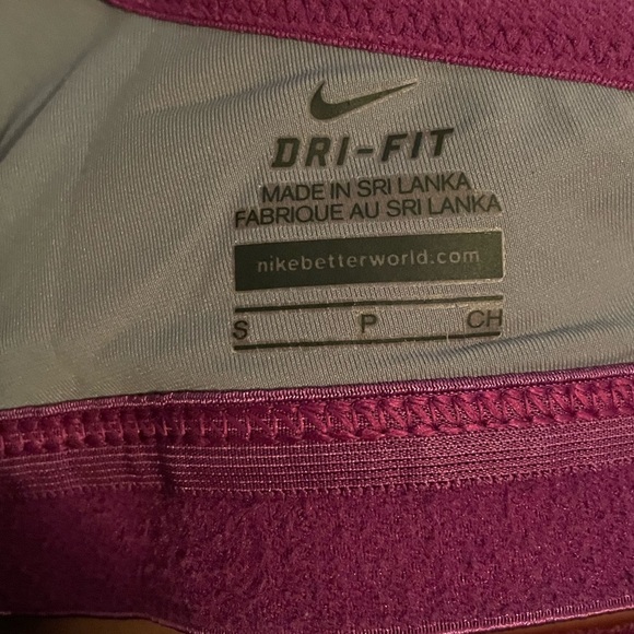 ✔️EUC Nike Dri-Fit Small Sports Bra - Picture 3 of 3